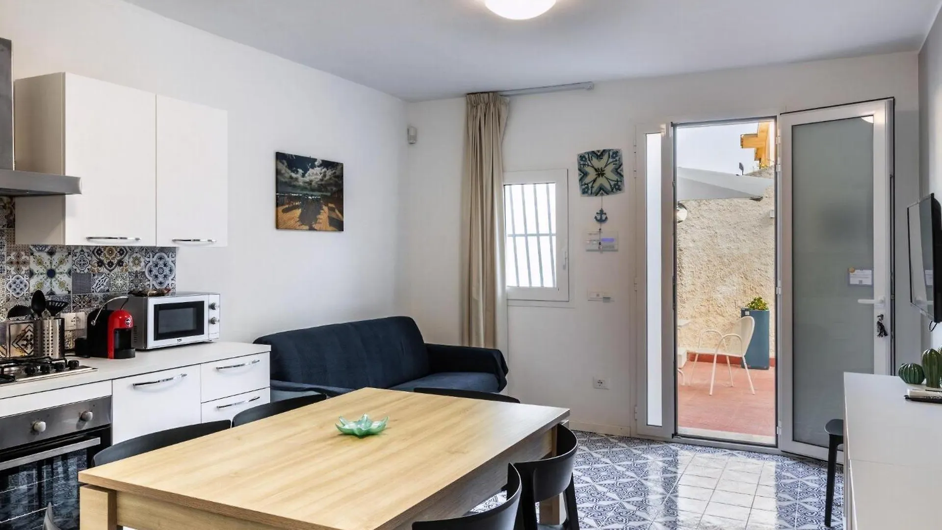 Apartment Ferienwohnung La Maiolica In Lido Di Noto Italy